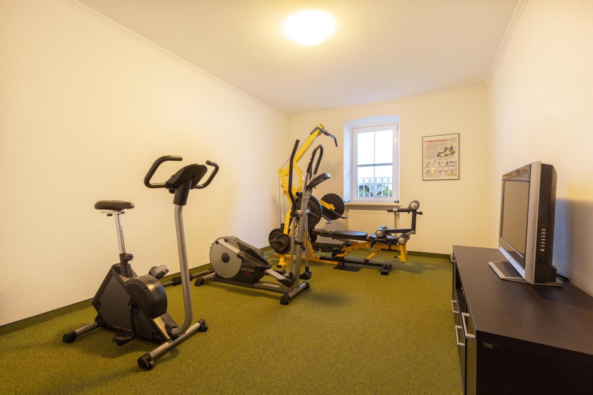 Appartements Feroli ดีนเทน อัม โฮคเคอนิก ภายนอก รูปภาพ